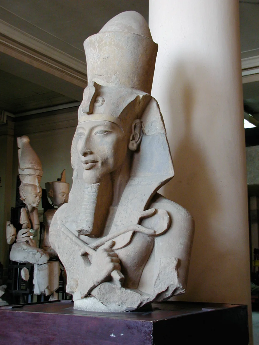 Busto de Akhenaton
